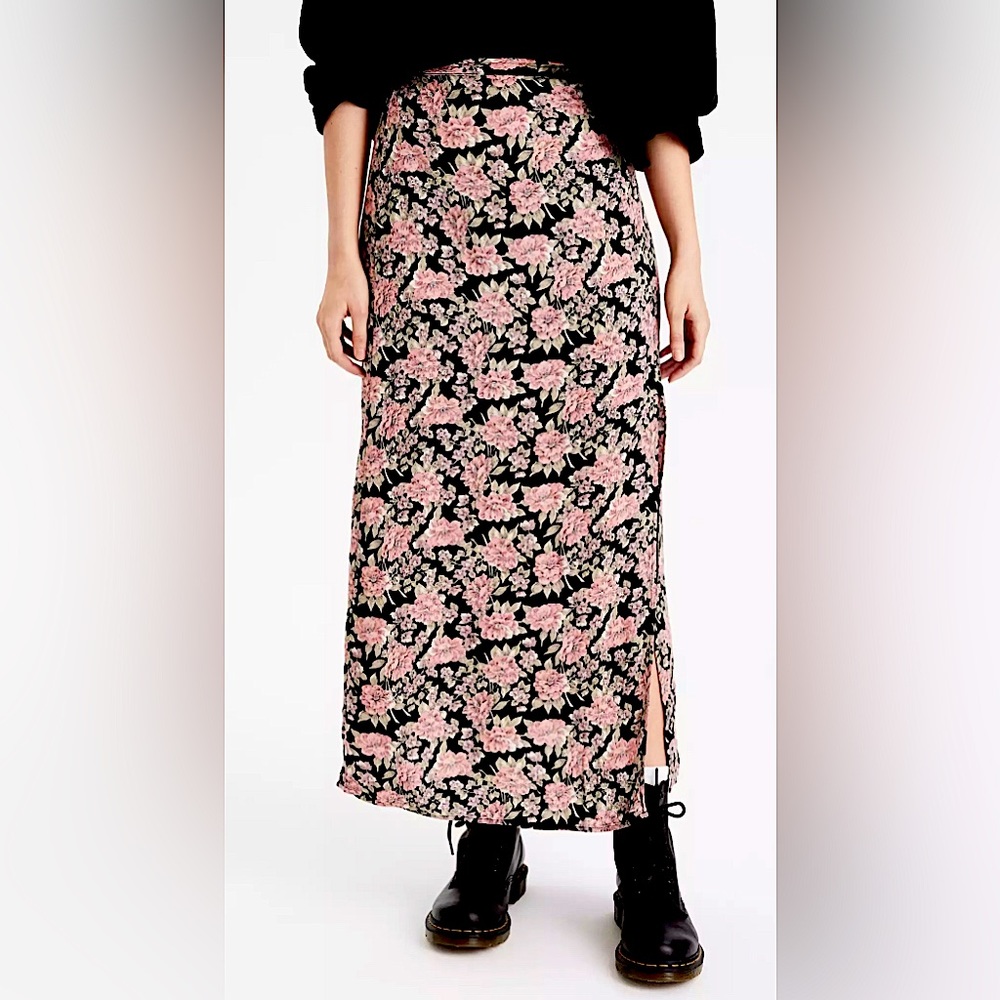 AE Floral Midi Skirt